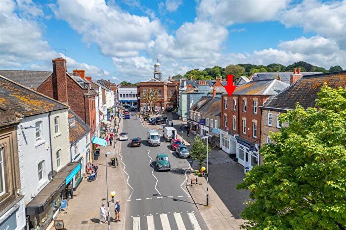 2 Bedroom Terraced House For Sale In South Street, Bridport, DT6