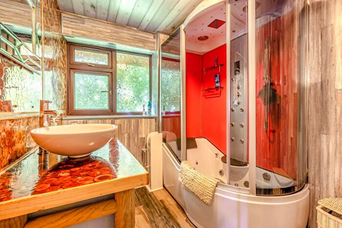 2 Bedroom Bungalow For Sale In Brains Green, Blakeney, Forest Of Dean, Gloucestershire, GL15