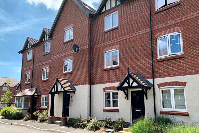 2 Bedroom Apartment For Sale In Meer Stones Road, Balsall Common, Coventry, West Midlands, CV7