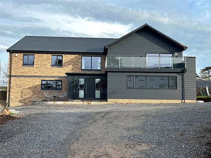 4 Bedroom Detached House For Sale In Benllech, Tyn-Y-Gongl, Isle Of Anglesey, LL74