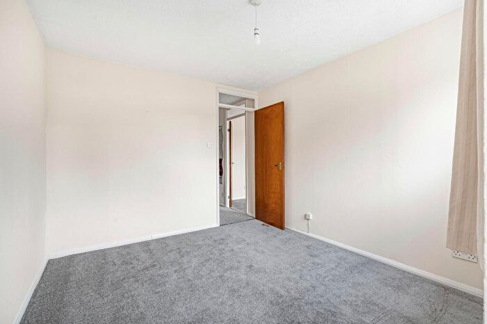 1 Bedroom Apartment For Sale In Old School Place, Burgess Hill, West Sussex, RH15