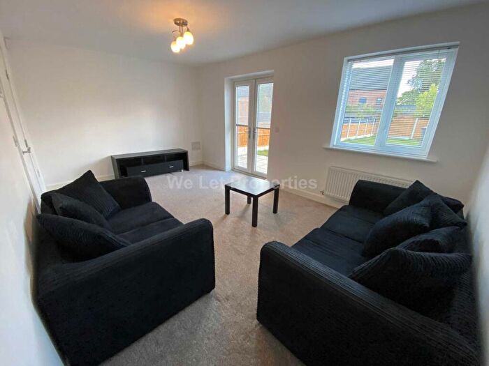 3 Bedroom House To Rent In Garforth Avenue, Manchester, M4