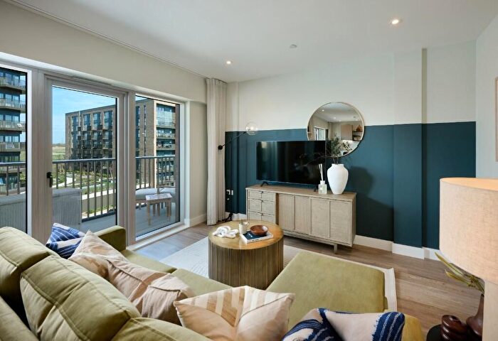 2 Bedroom Flat To Rent In Flat, Flagstaff Road, Reading, RG2