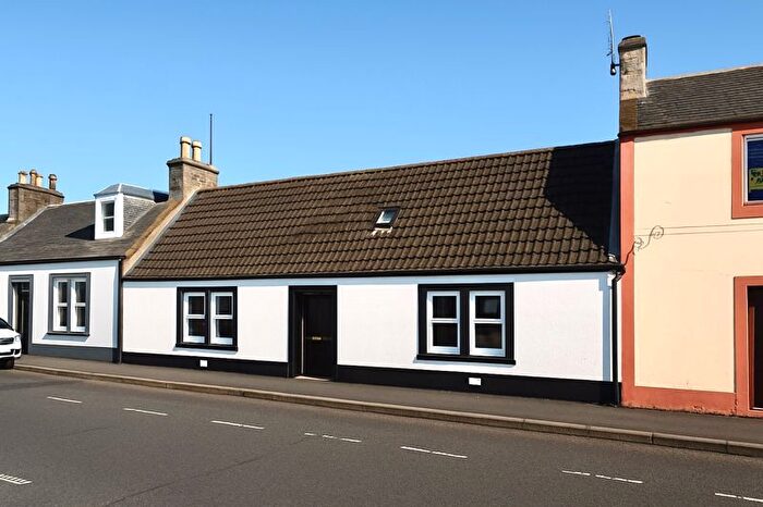 4 Bedroom Cottage For Sale In Main Street, Dundonald, KA2