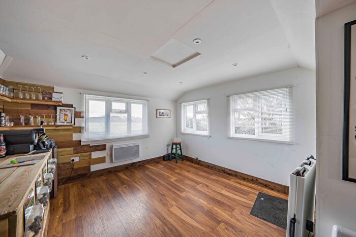 3 Bedroom End Of Terrace House For Sale In Newtown Road, New Denham, Uxbridge, UB9