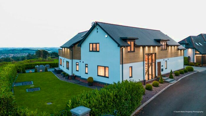 5 Bedroom Detached House For Sale In Penycoedcae Road, Penycoedcae, Pontypridd, CF37
