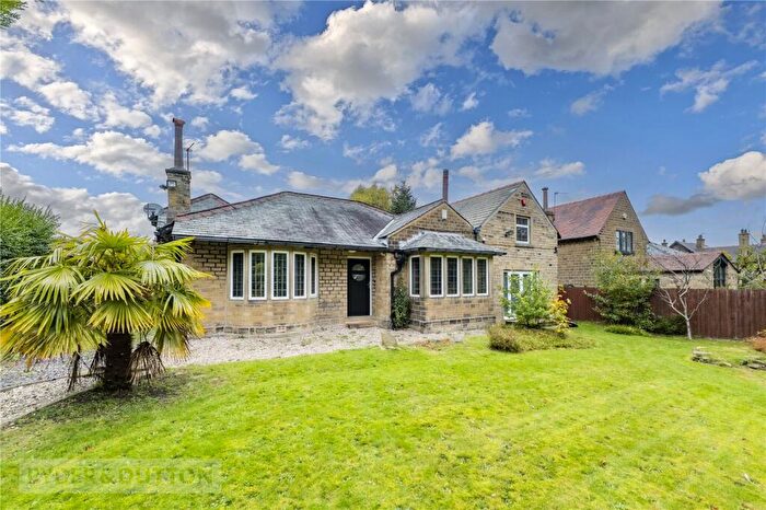 5 Bedroom Bungalow For Sale In Beaumont Park Road, Beaumont Park, Huddersfield, West Yorkshire, HD4