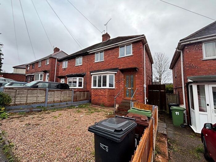 3 Bedroom Semi-Detached House To Rent In Cadle Road, Wolverhampton, WV10