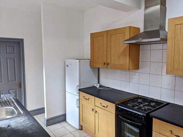 4 Bedroom Terraced House To Rent In First Avenue, Selly Park, Birmingham, B29