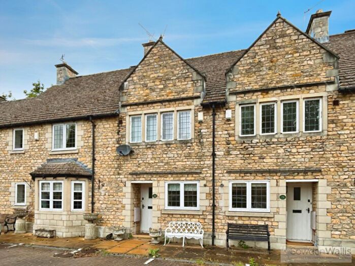 2 Bedroom House For Sale In Station Road, Stamford, PE9