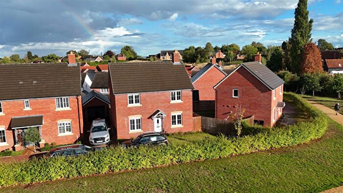 3 Bedroom Detached House For Sale In Horsefair Close, Newent, GL18