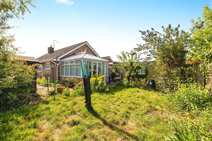 2 Bedroom Detached Bungalow For Sale In Pingle Close, Whittlesey, Peterborough, PE7