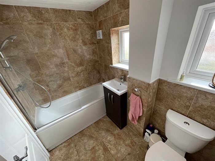 3 Bedroom Terraced House For Sale In Satley Gardens, Longbank, Gateshead, NE9