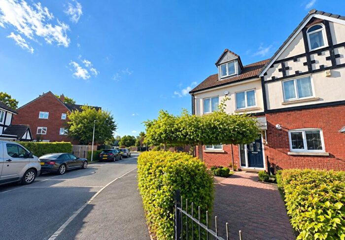 3 Bedroom End Of Terrace House For Sale In Imperial Court, Nantwich, Cheshire, CW5