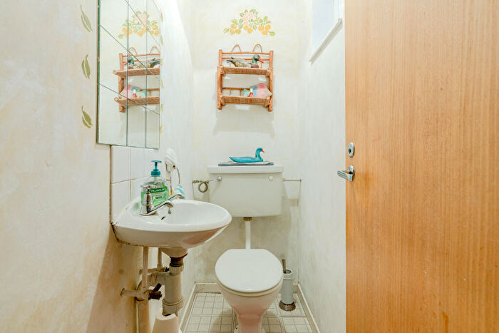 3 Bedroom End Of Terrace House For Sale In Clover Ground, Bristol, BS9