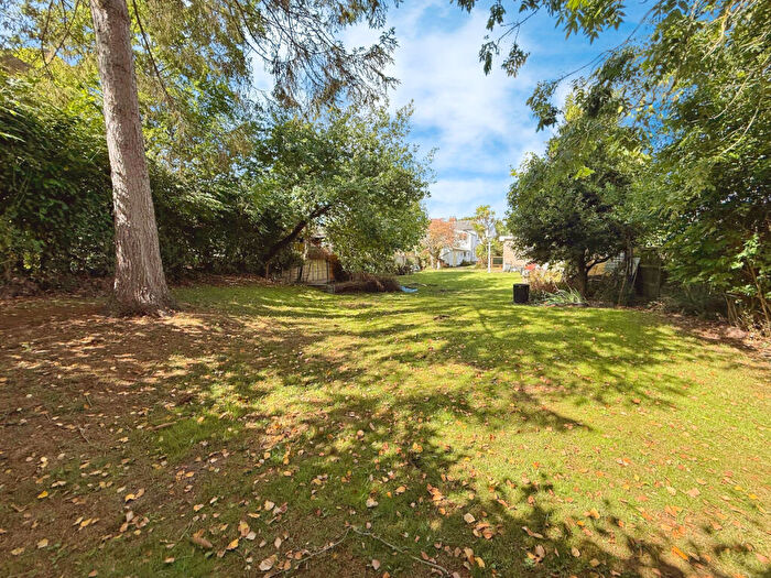 3 Bedroom Semi-Detached House To Rent In Albion Street, Colchester, CO5