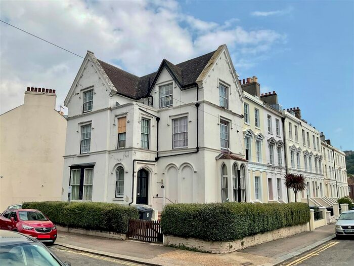 2 Bedroom Flat To Rent In Effingham Street, Dover, CT17