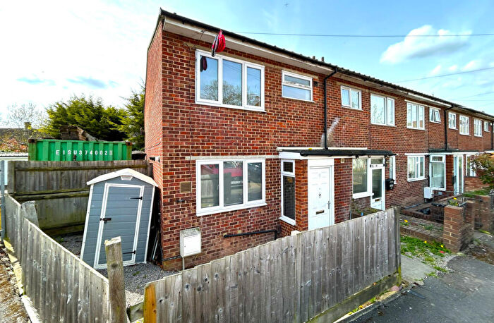 3 Bedroom End Of Terrace House For Sale In Orchis Way, Romford, RM3