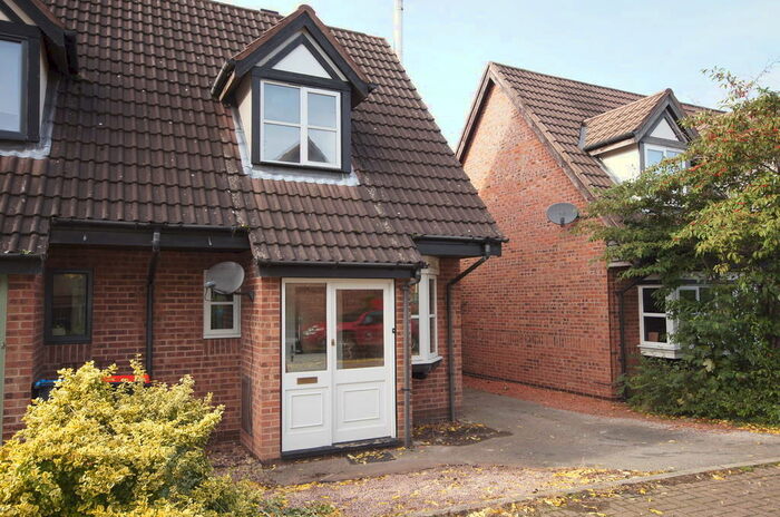 2 Bedroom Semi-Detached House To Rent In Ashley Gardens, Clutton, CH3