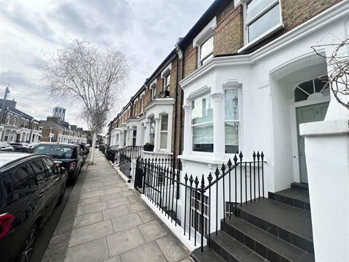 4 Bedroom End Of Terrace House To Rent In Burnaby Street, Chelsea, SW10