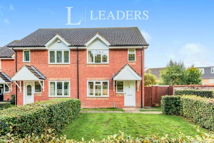 2 Bedroom End Of Terrace House To Rent In Avebury Close, Horsham, RH12