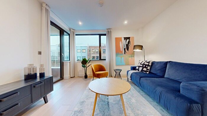 1 Bedroom Flat To Rent In Hackney Road, London, E2