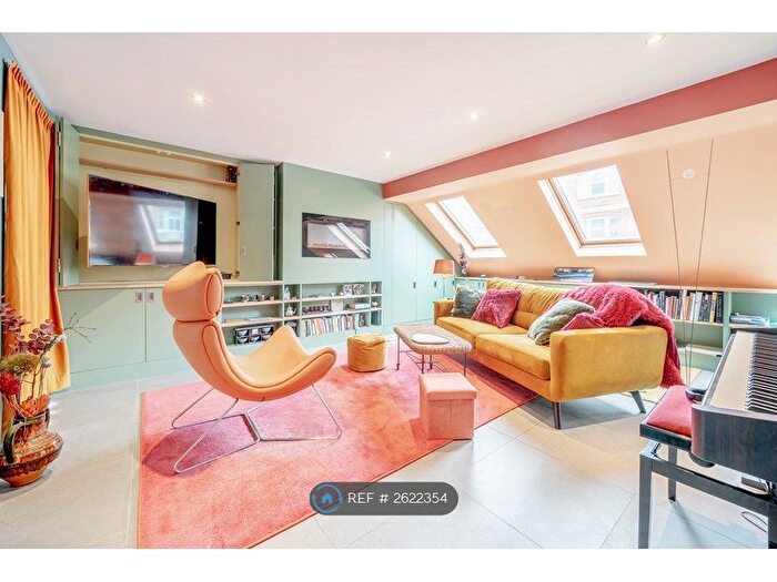 3 Bedroom Maisonette To Rent In Lurline Gardens, London, SW11