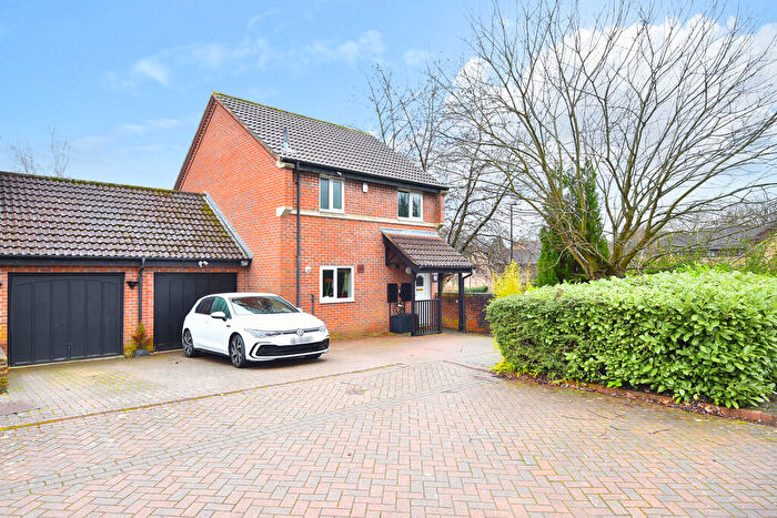 3 Bedroom Detached House For Sale In Dalby Avenue, Harrogate, HG2
