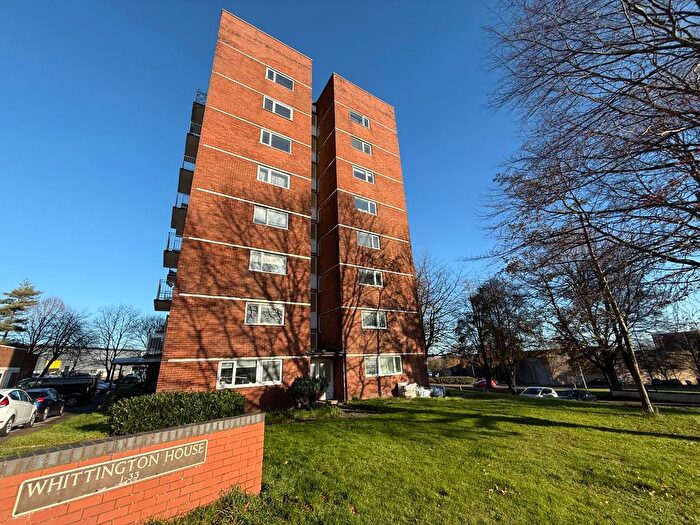 2 Bedroom Flat To Rent In Hobs Road, Lichfield, WS13