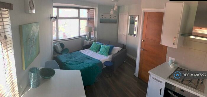 Studio To Rent In Hartington Road, Brighton, BN2