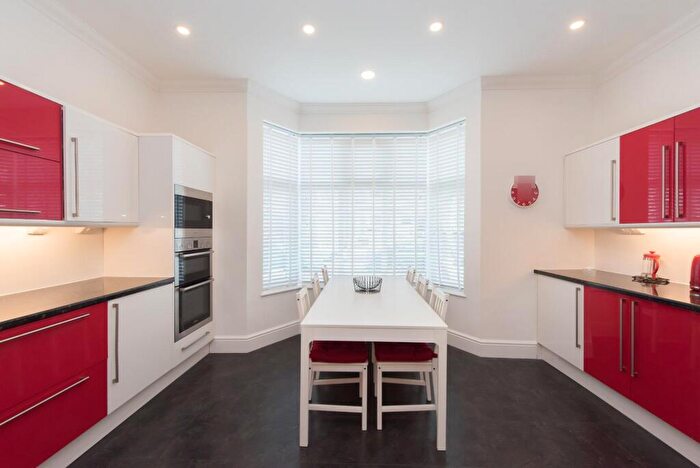 3 Bedroom End Of Terrace House To Rent In Surrey Road, Cliftonville, CT9