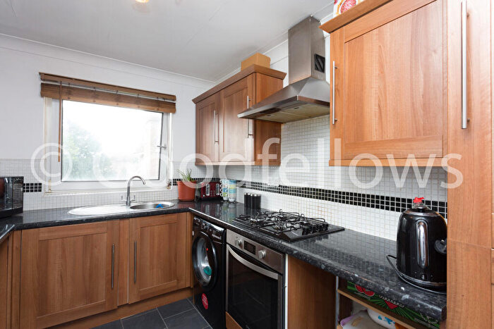 2 Bedroom Apartment To Rent In Sutton Common Road, Sutton, Surrey, SM1