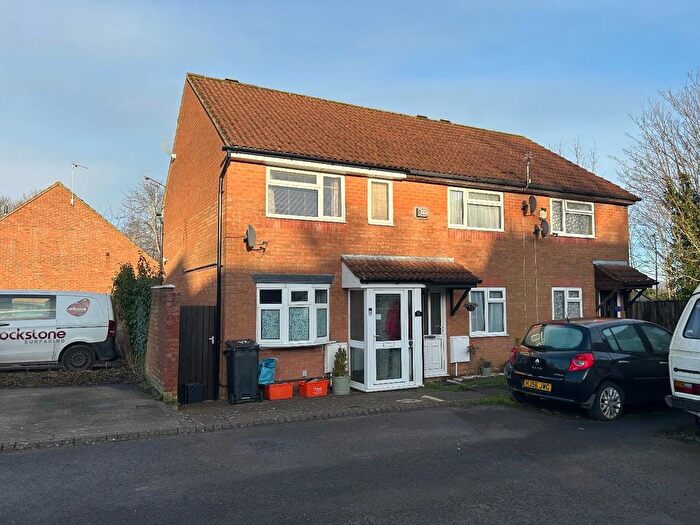 2 Bedroom End Of Terrace House To Rent In Berenger Close, Swindon, SN3