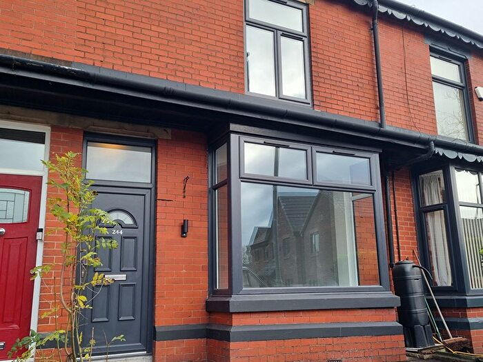 2 Bedroom Terraced House To Rent In Walshaw Road, Bury, BL8
