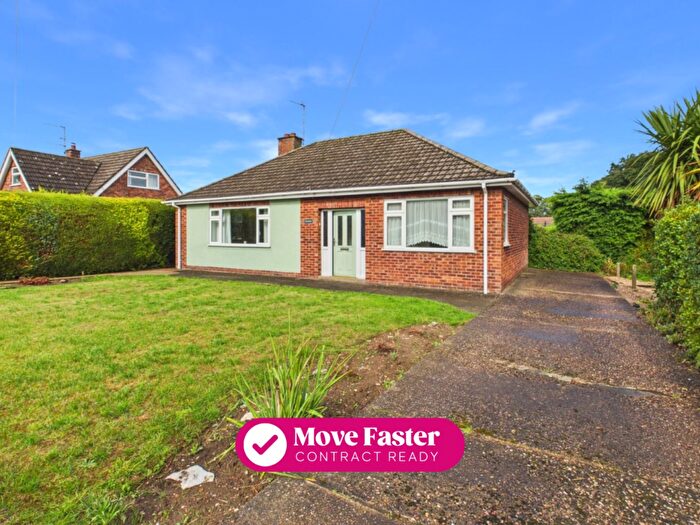 3 Bedroom Detached Bungalow For Sale In Wold Road, Barrow-Upon-Humber, Lincolnshire, DN19