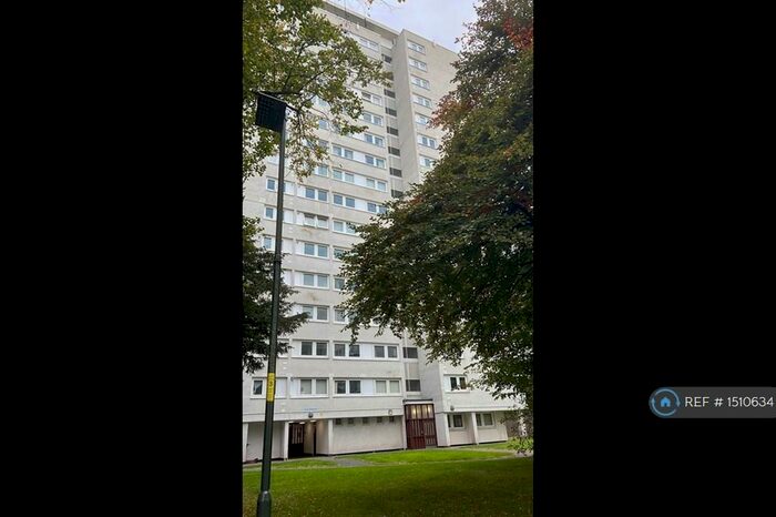 2 Bedroom Flat To Rent In Kendal Tower, Birmingham, B17