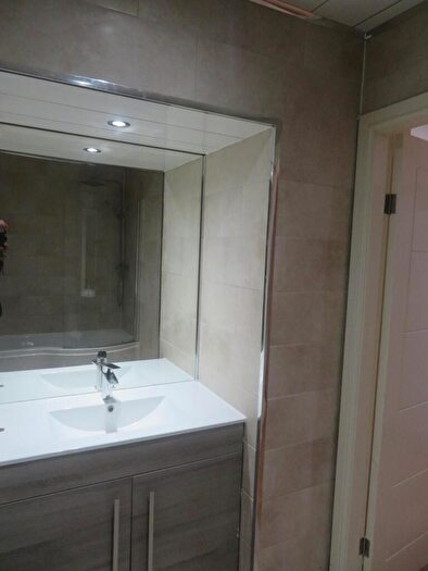 2 Bedroom Apartment To Rent In Yorkshire Street, Town Centre, OL16