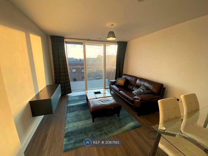 1 Bedroom Flat To Rent In Adenmore Road, London, SE6