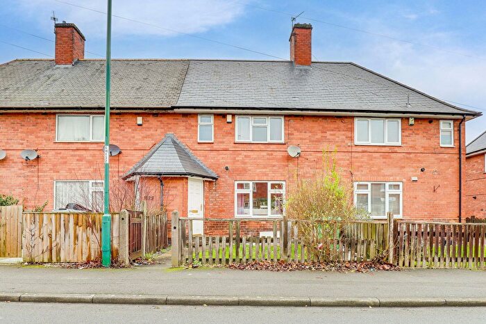 3 Bedroom Terraced House For Sale In Hempshill Lane, Nottingham, NG6