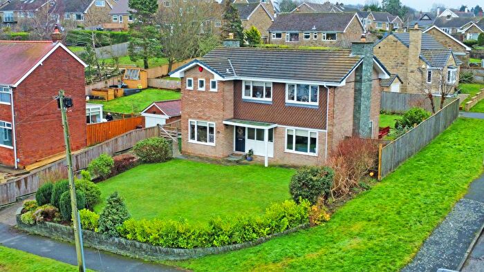 3 Bedroom Detached House For Sale In Stepney Grove, Scarborough, YO12