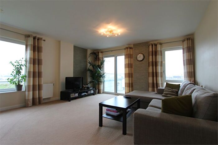 2 Bedroom Flat To Rent In City Peninsula, Barge Walk, London, SE10