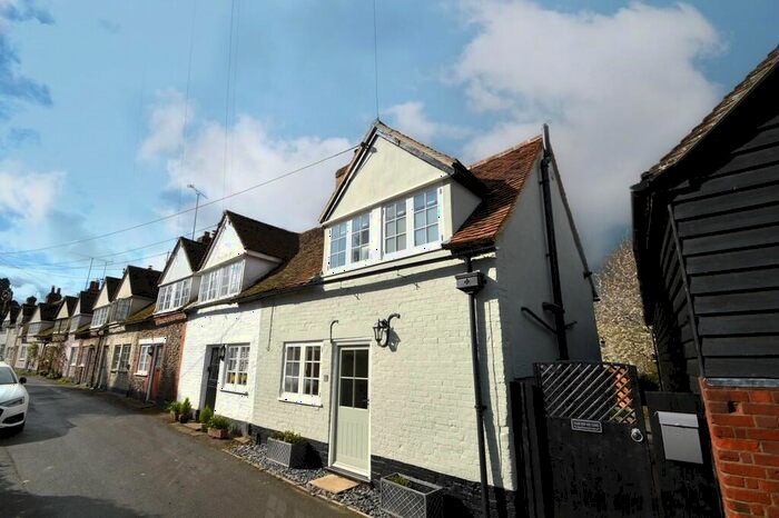 2 Bedroom Cottage To Rent In Church Lane, Castle Hedingham, CO9