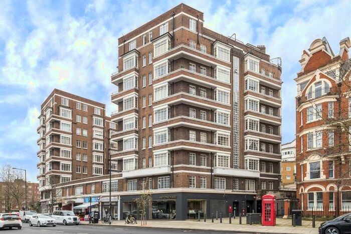 Studio To Rent In Rossmore Court, Park Road, London, NW1