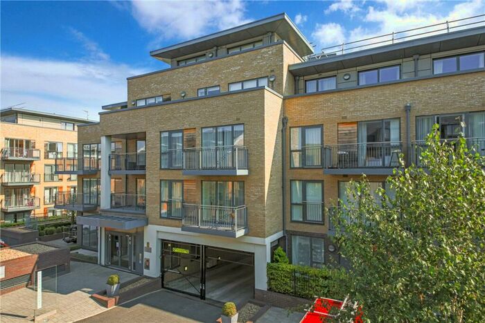 1 Bedroom Apartment To Rent In Newton Court, Kingsley Walk, Cambridge, CB5