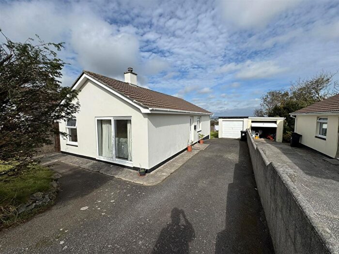 3 Bedroom Bungalow To Rent In Tregrea Estate, Beacon, Camborne, TR14