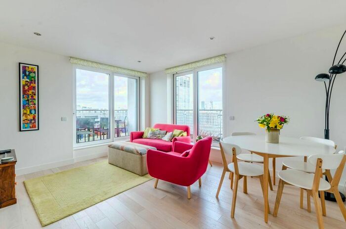 2 Bedroom Flat To Rent In Tarves Way, Greenwich, London, SE10
