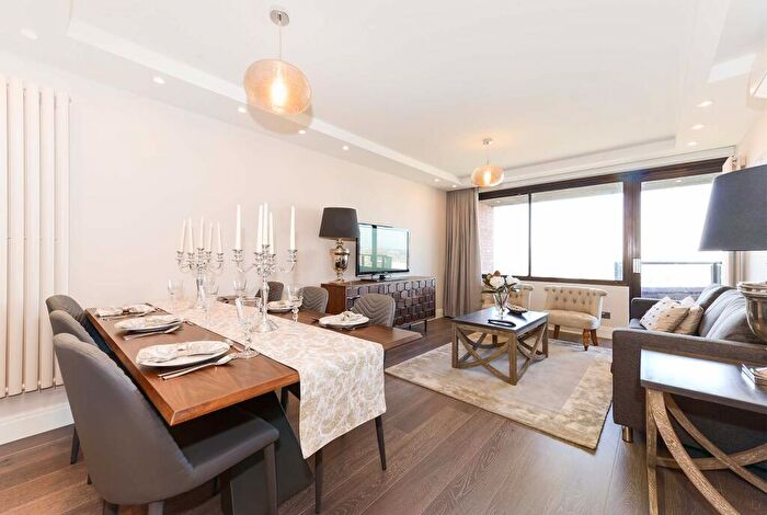 3 Bedroom Apartment To Rent In Cresta House, Finchley Road, Hampstead, NW3