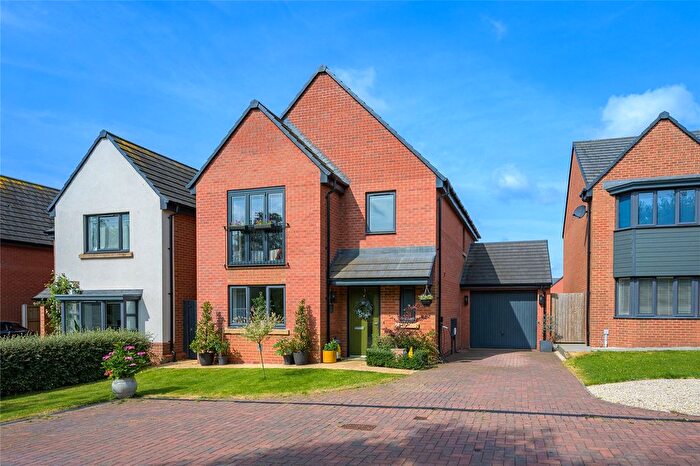 4 Bedroom Detached House For Sale In York Road, Priorslee, Telford, Shropshire, TF2