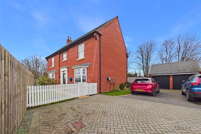 5 Bedroom Detached House To Rent In Galloway Road, Drakelow, Burton-On-Trent, DE15