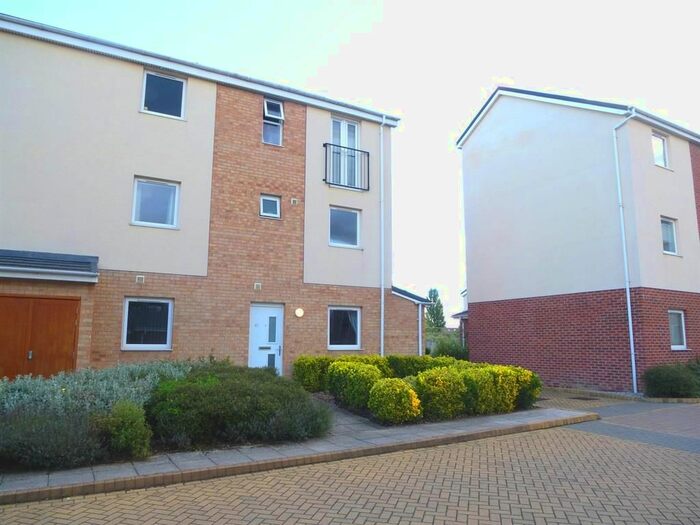1 Bedroom Flat To Rent In Clog Mill Gardens, Selby, YO8